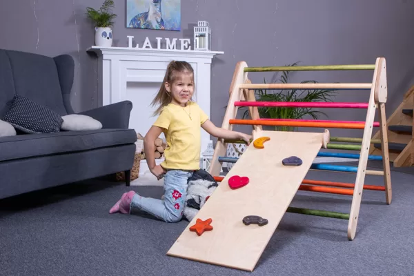 Salokāms koka pikleres trijstūris ar slidkalniņu montessori rotaļlieta wooden pikler trian